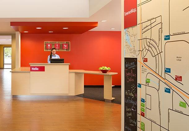 Towneplace Suites By Marriott Pittsburgh Harmarville Exterior foto